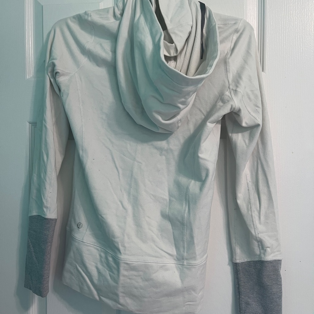 Lululemon In Stride jacket - Picture 2 of 6